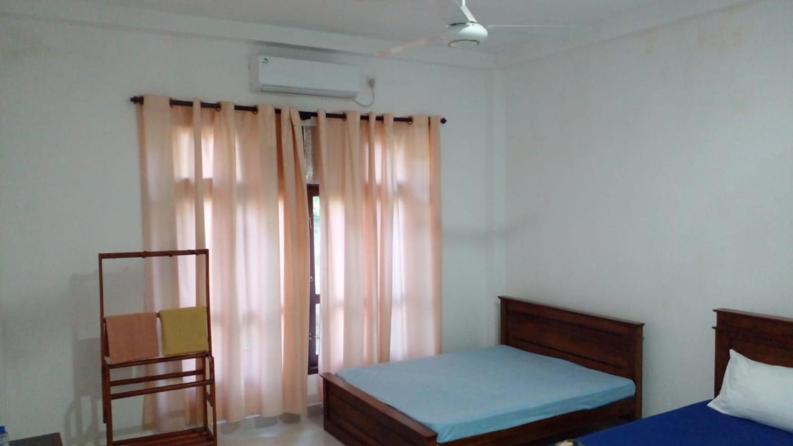 Bosadi Homestay Katunayaka Extérieur photo